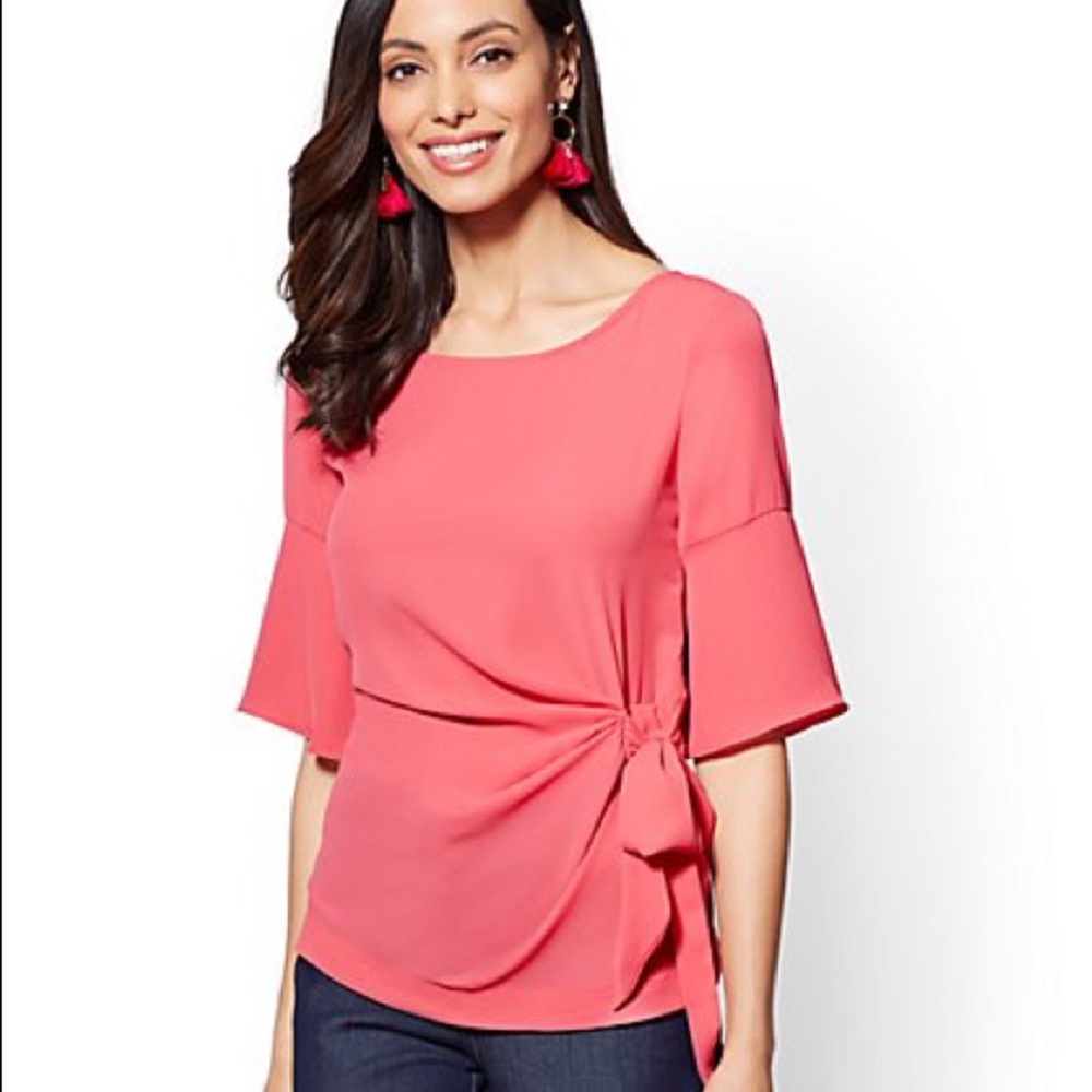 NWT New York & Co - Tie-front Shell - L